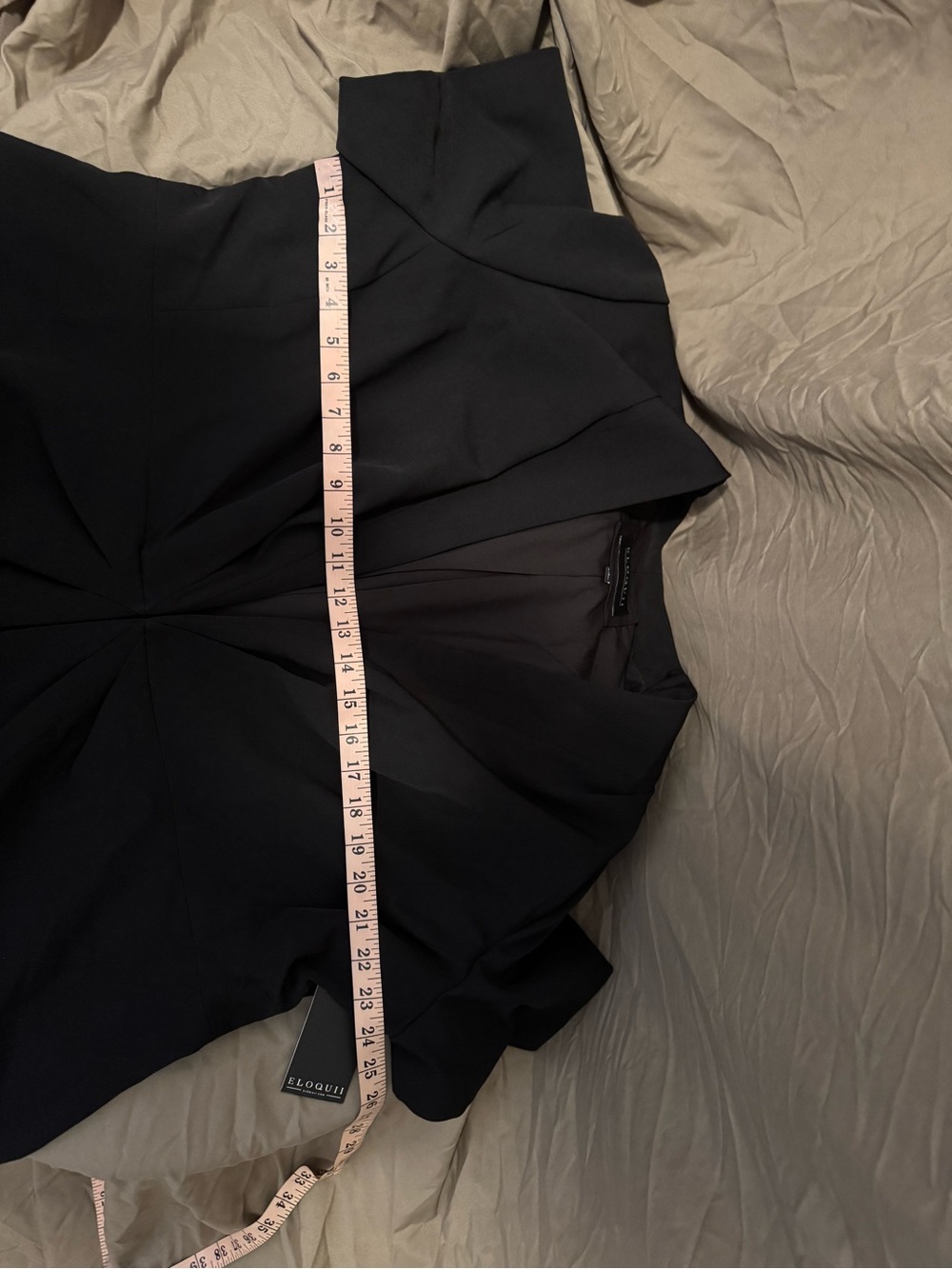 Eloquii Black Twist-Front Short Sleeve Blazer - Picture 5 of 8